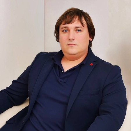 Мнацаканян Артем Сергеевич