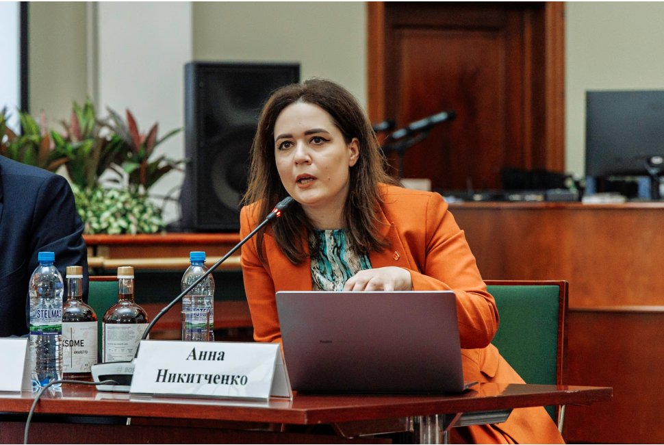 Анна Никитченко, АЛРИИ